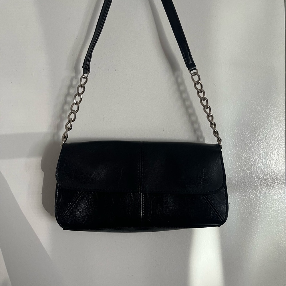 Elegant Black Chain Strap Women's Bag